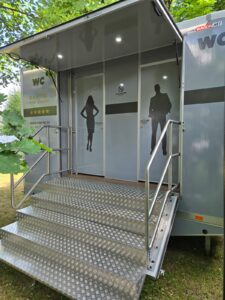 Pronájem sanitárních přívěsů, pronájem WC, Top-wc (6)