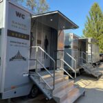 Sanitární přívěs L a L PLUS, pronájem toalet, splachovací toalety, Top-wc.cz