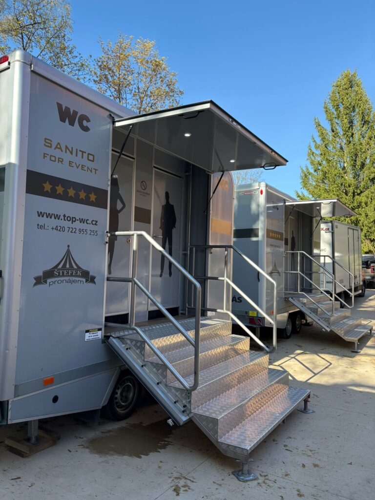 Sanitární přívěs L a L PLUS, pronájem toalet, splachovací toalety, Top-wc.cz